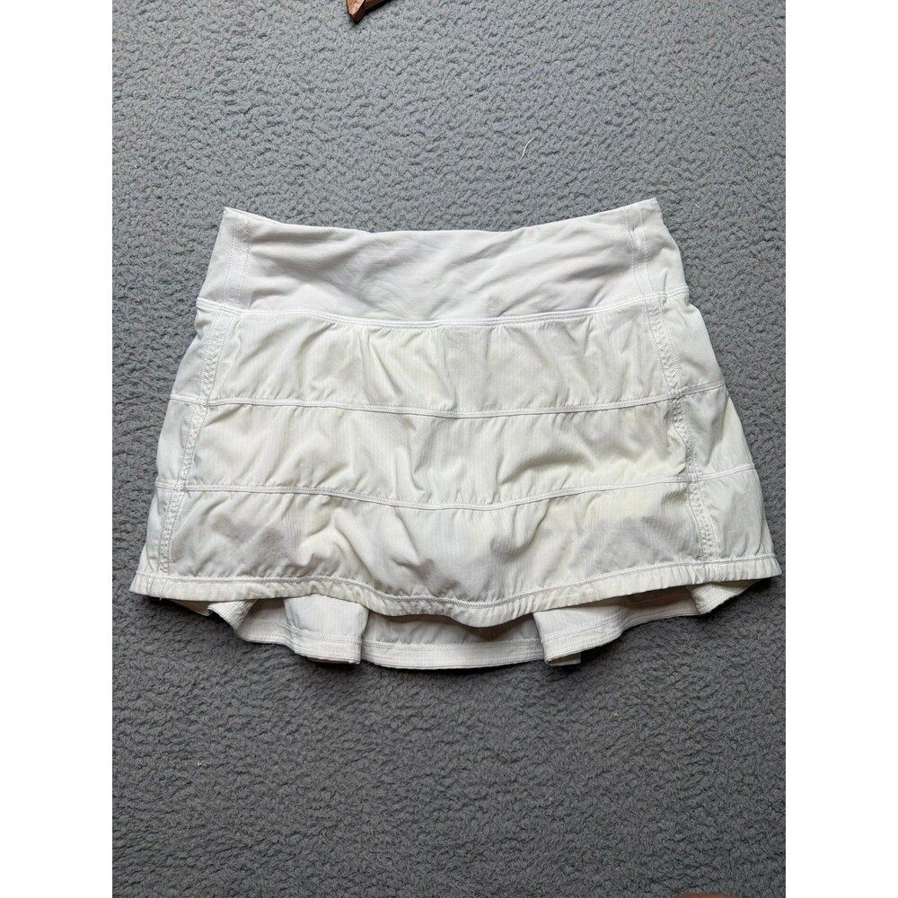 Lululemon Pace Rival Skirt (Regular)
*4-way Stretch 13”” white sz 4